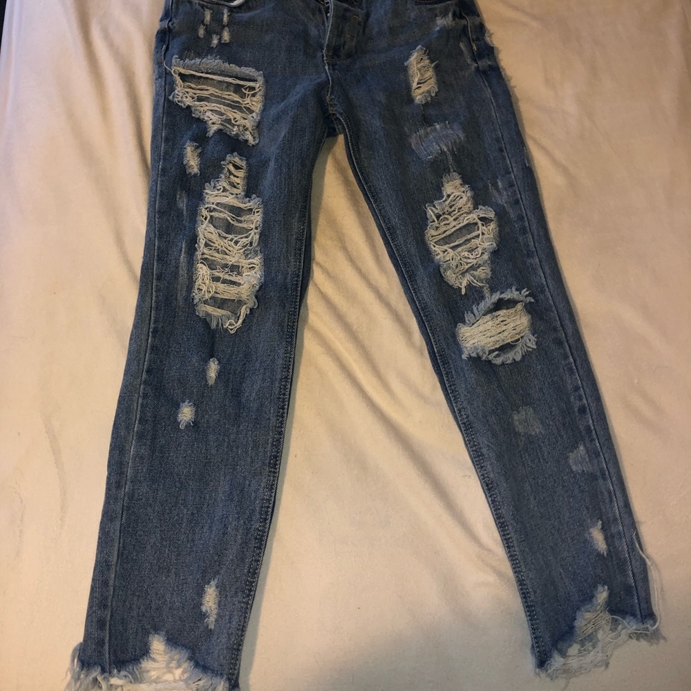 high waisted boyfriend/mom jeans